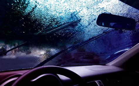 Driving in the Rain: How to Do It Properly with These Tips