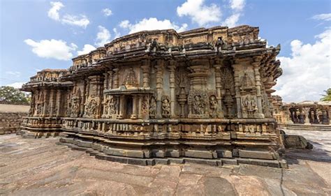 Halebidu in Karnataka is an Exquisite Mix of Architecture And History | India.com