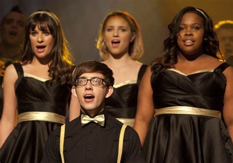 Glee Season 3 Episode 14 Regionals Preview: Warblers Vs New Directions ...