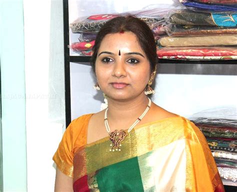 PLAYBACK SINGER MAHATHI LATEST PHOTOS COLLECTION | Gateway to world ...