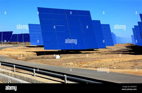 PS10 Solar Power Plant, Planta Solar 10, is the world's first commercial concentrating solar ...