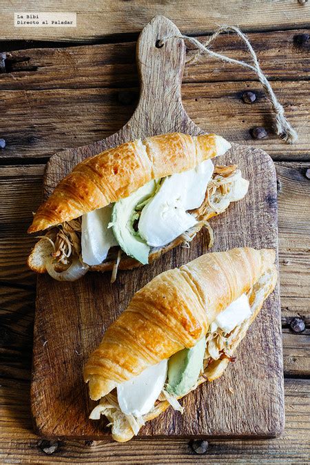 Cuernitos rellenos de pollo. Receta para el regreso a clases