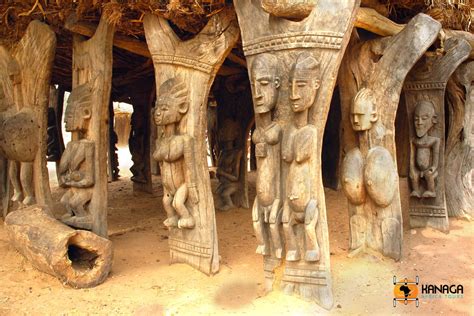 Dogon villages along the cliff of Bandiagara - Kanaga Africa Tours