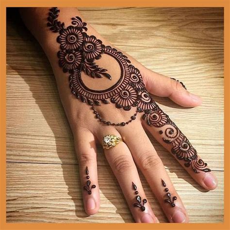 Top 50 Best Easy Mehndi Design Images and Photos - Mehndi Artist Delhi ...