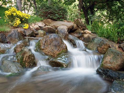 Japanese garden waterfall — Stock Photo © borismrdja #2413781