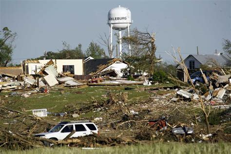 April 27, 2011 Tuscaloosa Tornado: Video shows power of the storm