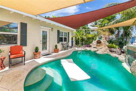 Top 13 Amazing Airbnbs in the Florida Keys (2021 Edition)