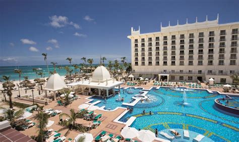 Riu Palace Aruba Wedding - Modern Destination Weddings