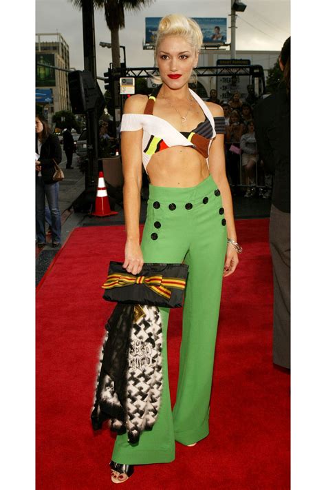 Rock Steady: Gwen Stefani's Iconic Looks | Celebrity fashion outfits ...