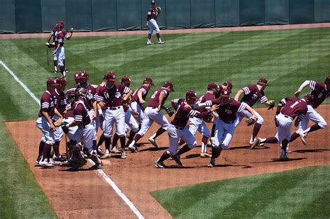 Texas Aggie Baseball Wins The 2017 College Station Super Regional ...