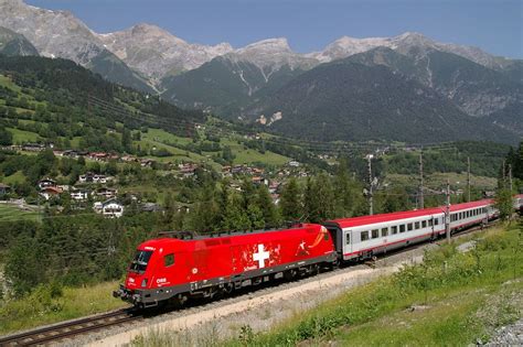 3 Amazingly Beautiful Scenic Train Routes in Austria