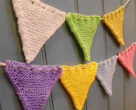 Easy Bunting Flags | AllFreeKnitting.com