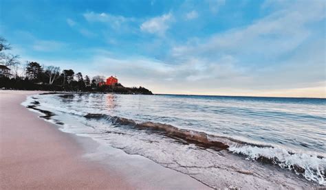 37 Amazing Things To Do In Marquette, MI - Life Lived Curiously