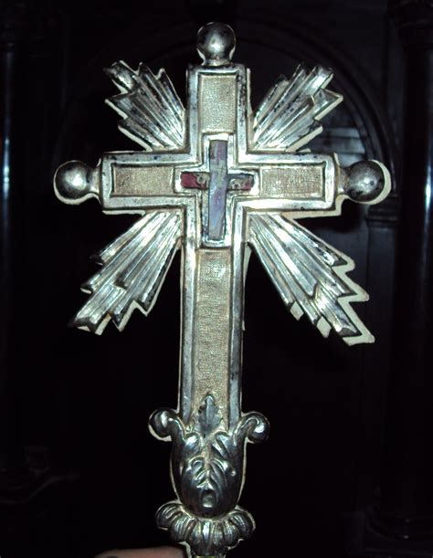 Orbis Catholicus Secundus: FSSP In URBE: Relic of the True Cross