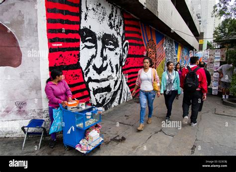 Street art in Lima ,Peru Stock Photo - Alamy