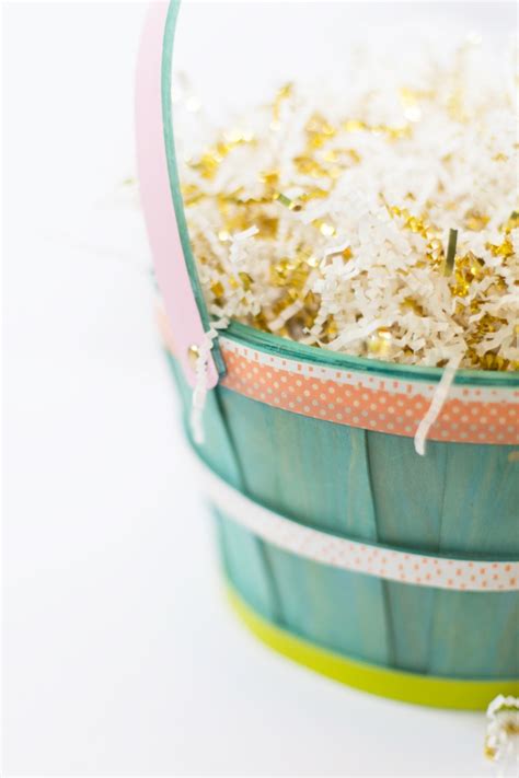 How to Make Personalized Gift Baskets for Easter » Lovely Indeed