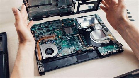 How To Build Your Own Laptop | helpdeskgeek