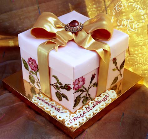 Birthday cake gift box | Exeter