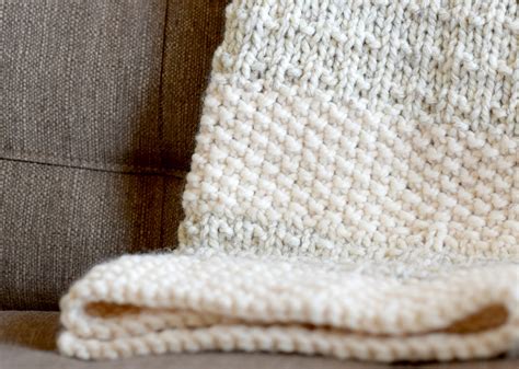 Easy Heirloom Knit Blanket Pattern – Mama In A Stitch