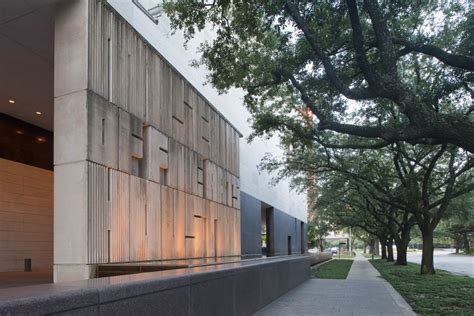 An Expert’s Guide to the Museum of Fine Arts, Houston | Houstonia Magazine