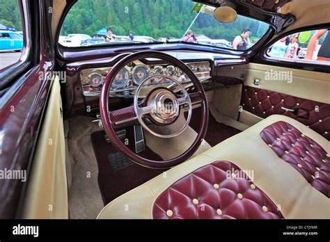 Interior of a 1950s car Stock Photo - Alamy