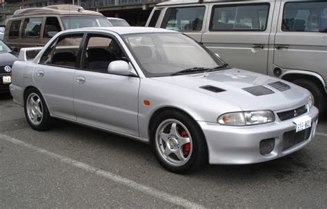 Mitsubishi Lancer EVO 1 'first generation EVO' | auto style corner