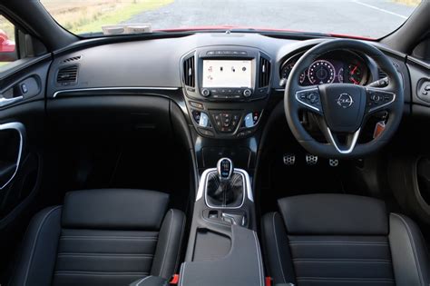 Opel Insignia OPC interior - 50 to 70