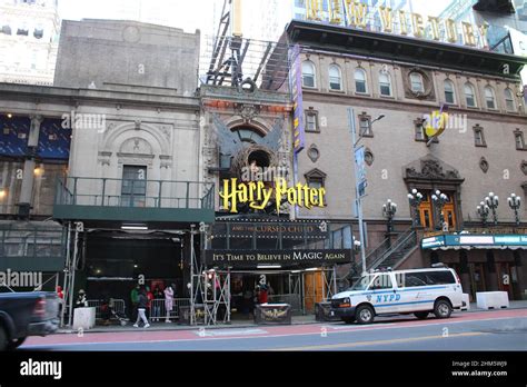 Harry Potter Museum, in Midtown Manhattan, New York, NY Stock Photo - Alamy