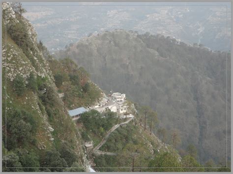 Vaishno Devi Yatra 45 - Ghumakkar - Inspiring travel experiences.