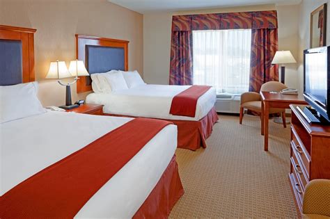 HOLIDAY INN EXPRESS & SUITES ALBANY AIRPORT AREA - LATHAM, AN IHG HOTEL $103 ($̶2̶0̶7̶ ...