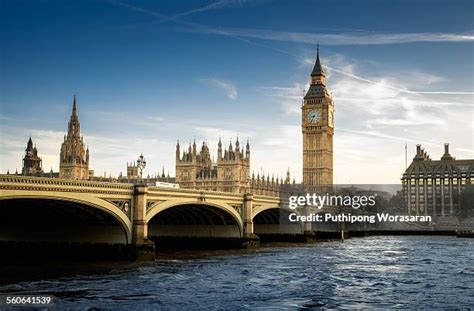 48,755 Government Building London Stock Photos, High-Res Pictures, and ...