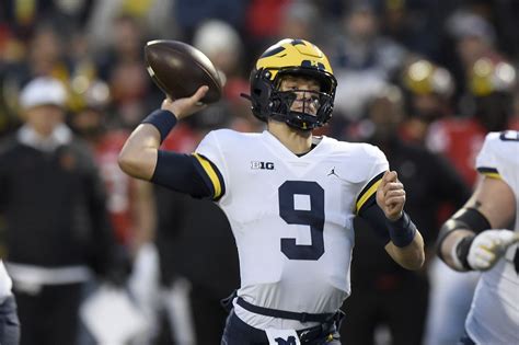 Jim Harbaugh updates J.J. McCarthy’s injury status - Maize n Brew