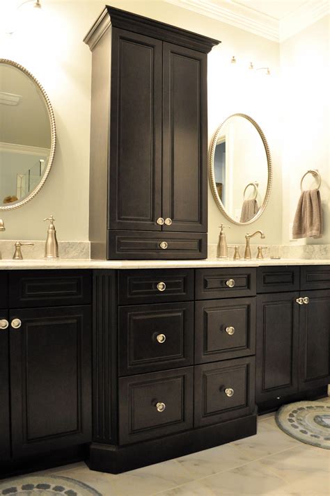 20+30+ Bathroom Vanity Storage Ideas – HOMYRACKS