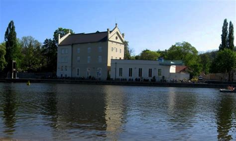 Museum Kampa - Attraction - Prague - Holiday Travel Reports