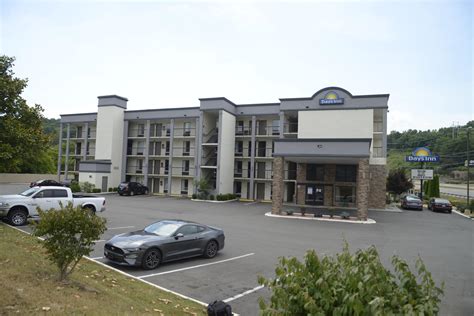 Days Inn by Wyndham Kodak/Sevierville Interstate Smokey Moun | Kodak ...