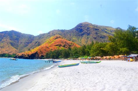 Anawangin Cove - Zambales