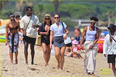 Lori Harvey & Boyfriend Damson Idris Hold Hands While Vacationing in ...