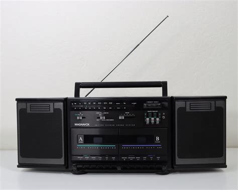 Magnavox AW 7790 Stereo Sound System Portable Dual Cassette Player Rec