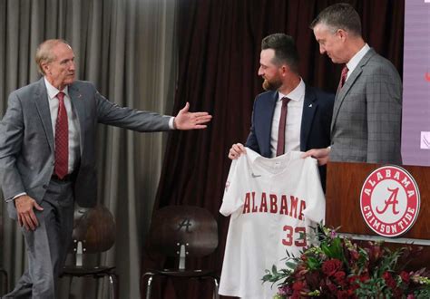 New Alabama Baseball Coach Rob Vaughn His Own Man in Tuscaloosa ...