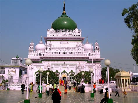 THE DARGAH MAJAAR E SHAREEF DEWA BARABANKI 28KM FRM LUCKNO… | Flickr