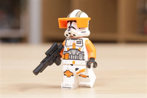 New LEGO Star Wars Commander Cody pays homage to past clone minifigures