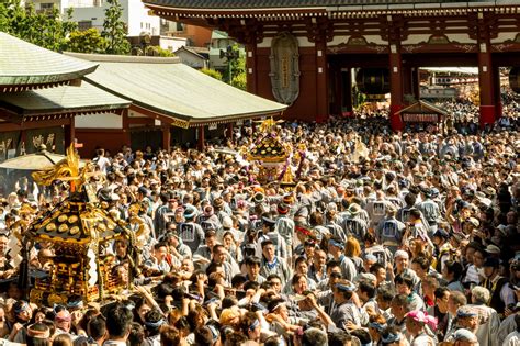 Festival Sanja Matsuri, Salah Satu Festival Terbesar di Tokyo Yang ...