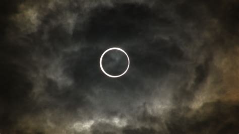 File:Ring of FIre, Solar Eclipse.jpg - 维基百科，自由的百科全书