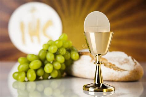 Eucharist Symbol of Bread and Wine, Chalice and Host, First Comm Stock ...