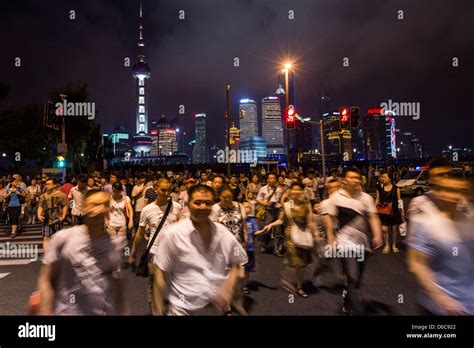 Shanghai night the bund hi-res stock photography and images - Alamy