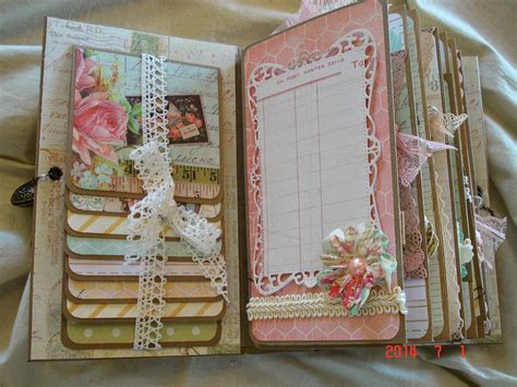 waterfall for adding lots of pics to a mini album Mini Album Scrapbook, Scrap Album, Premade ...