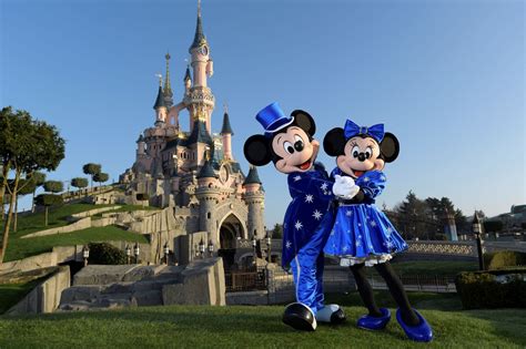 Cheap deals to Disneyland Paris - including hotel & flight packages from £99pp and park entry ...