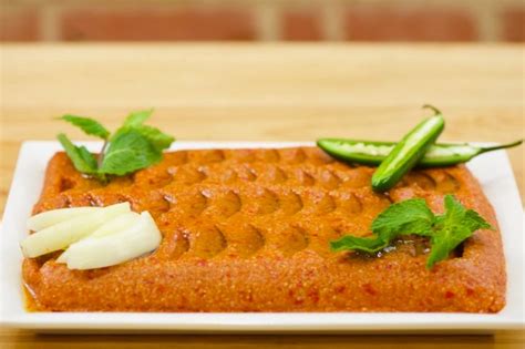 kibbeh nayyeh, platter presentation | Food processor recipes, Lamb ribs ...