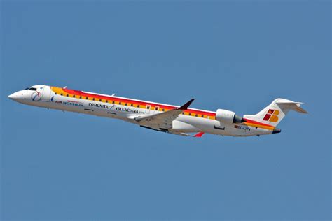 Canadair Rj 900 / EC-JZS Canadair RJ-900 Air Nostrum PMI 17-09-11 | Roy ...