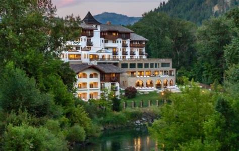 Where to Stay in Leavenworth - 7 Best Hotels & Places to Stay